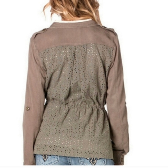 Miss Me Olive Green Long Sleeved Top Size Small Button Up - Picture 3 of 6